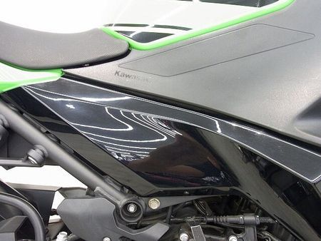 カワサキ ニンジャ 400 Ninja 400 KRT EDITION(ニンジャ400)/ABS/クランプバー/インジ 16