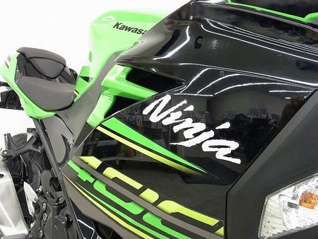 カワサキ ニンジャ 400 Ninja 400 KRT EDITION(ニンジャ400)/ABS/クランプバー/インジ 23