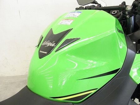 カワサキ ニンジャ 400 Ninja 400 KRT EDITION(ニンジャ400)/ABS/クランプバー/インジ 31