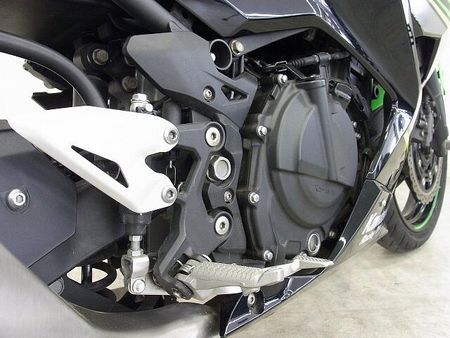 カワサキ ニンジャ 400 Ninja 400 KRT EDITION(ニンジャ400)/ABS/クランプバー/インジ 33