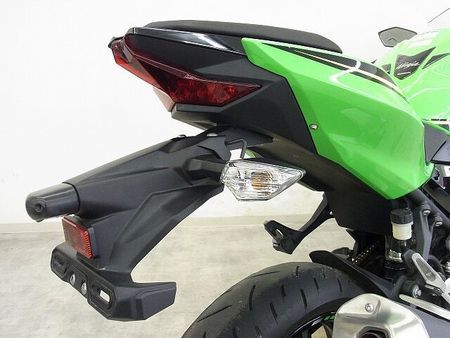 カワサキ ニンジャ 400 Ninja 400 KRT EDITION(ニンジャ400)/ABS/クランプバー/インジ 35