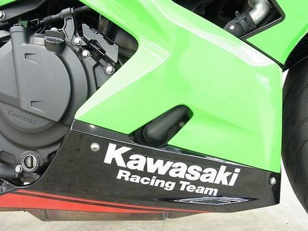 カワサキ ニンジャ 400 Ninja 400(ニンジャ400)ABS 2020年モデル/USB-Aポート装備/スペア 17