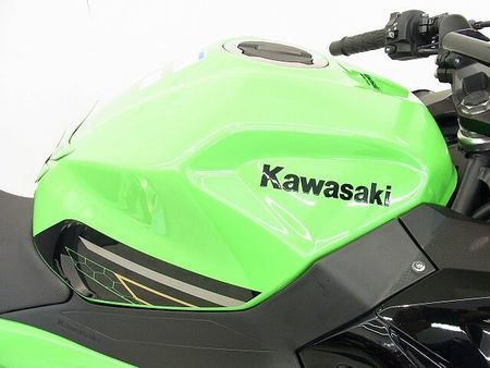 カワサキ ニンジャ 400 Ninja 400(ニンジャ400)ABS 2020年モデル/USB-Aポート装備/スペア 18