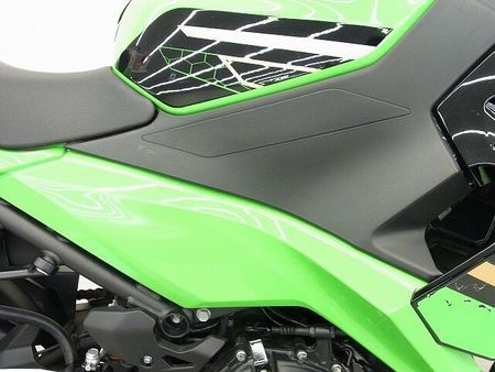 カワサキ ニンジャ 400 Ninja 400(ニンジャ400)ABS 2020年モデル/USB-Aポート装備/スペア 19
