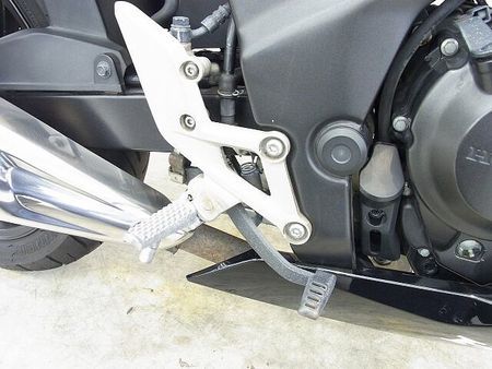 ホンダ CBR250R (MC17/19) CBR250R 2015年モデル/ヘルメッgホルダー/USBポート/マルチバー/レバーカス 19