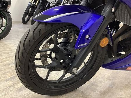ヤマハ YZF-R3 YZF-R3 国内300台限定モビスターカラー!スライダー装備! 29