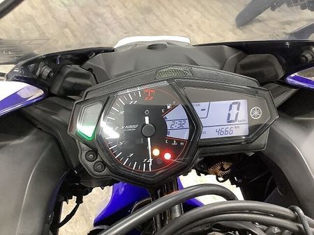 ヤマハ YZF-R3 YZF-R3 国内300台限定モビスターカラー!スライダー装備! 8