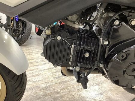 ホンダ グロム グロム コンパクト・軽量で日常使いにも遊びとしても活躍する1台! 32