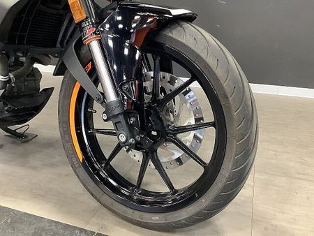 KTM 125 DUKE 【KTM小山認定中古車】125DUKE 2018年モデル フルノーマル 15