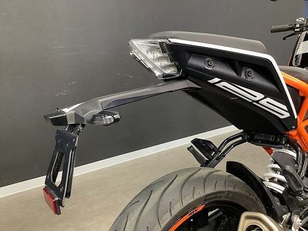 KTM 125 DUKE 【KTM小山認定中古車】125DUKE 2018年モデル フルノーマル 21