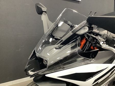 KTM RC390 【KTM小山認定中古車】RC390 2021年モデル レバーカスタム ヘルメットホルダー 26