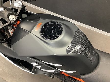 KTM RC390 【KTM小山認定中古車】RC390 2021年モデル レバーカスタム ヘルメットホルダー 32