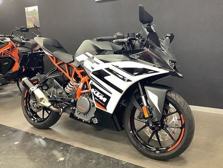 KTM RC390 【KTM小山認定中古車】RC390 2021年モデル レバーカスタム ヘルメットホルダー 4