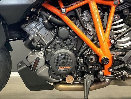 KTM 1290 SUPER DUKE R 【KTM小山認定中古車】1290SUPER DUKE GT ローシート装備 カスタム多数 29