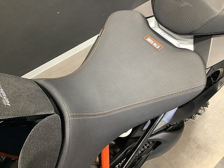 KTM 1290 SUPER DUKE R 【KTM小山認定中古車】1290SUPER DUKE GT ローシート装備 カスタム多数 36