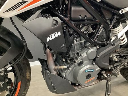 KTM 390 DUKE 【KTM小山認定中古車】390DUKE 2021年モデル クイックシフター ナポレオンミラ 31