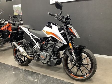 KTM 390 DUKE 【KTM小山認定中古車】390DUKE 2021年モデル クイックシフター ナポレオンミラ 4