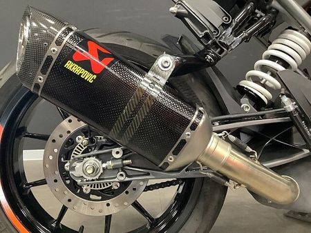 KTM 250 DUKE 【KTM小山認定中古車】250DUKE 2021年モデル アクラポビッチマフラー ハンドガ 20