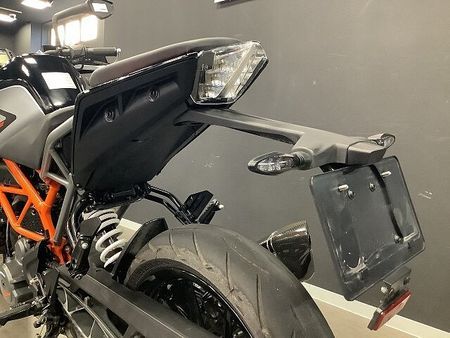 KTM 250 DUKE 【KTM小山認定中古車】250DUKE 2021年モデル アクラポビッチマフラー ハンドガ 32