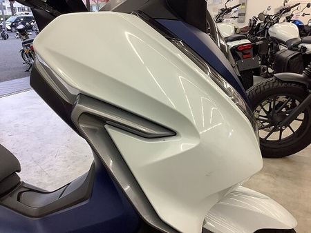 ホンダ フォルツァ(MF06) フォルツァ 電動スクリーン・セレクタブルトルクコントロール装備 11