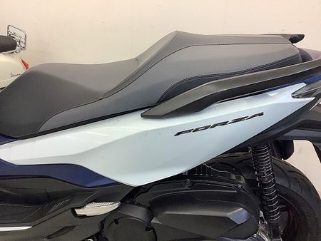 ホンダ フォルツァ(MF06) フォルツァ 電動スクリーン・セレクタブルトルクコントロール装備 22