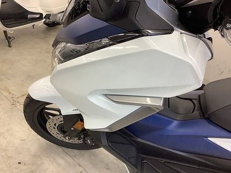 ホンダ フォルツァ(MF06) フォルツァ 電動スクリーン・セレクタブルトルクコントロール装備 32