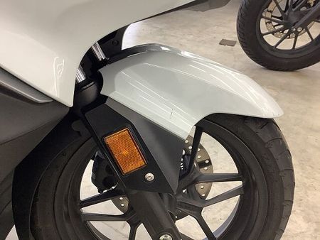 ホンダ フォルツァ(MF06) フォルツァ 電動スクリーン・セレクタブルトルクコントロール装備 7