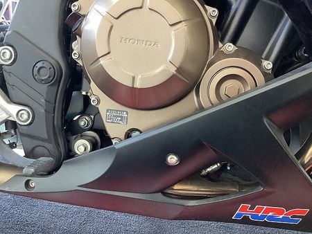 ホンダ CBR400R CBR400R USB電源付きスマホホルダー・2017年モデル スピード感があるデザインで 24