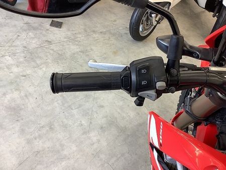 ホンダ CRF250L CRF250L グリップヒーター装備 39