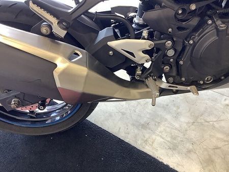 カワサキ ニンジャ 400 Ninja 400 エンジンスライダー・フロントタイヤ、チェーン交換サービス!! 24