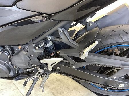カワサキ ニンジャ 400 Ninja 400 エンジンスライダー・フロントタイヤ、チェーン交換サービス!! 30