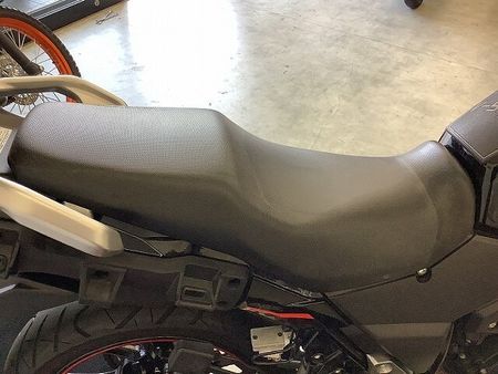 スズキ Vストローム250 V-ストローム250 一目で分かる独特の存在感溢れるデザイン!自由に遠出できるアドベンチャ 19