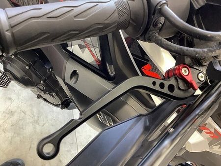 スズキ Vストローム250 V-ストローム250 一目で分かる独特の存在感溢れるデザイン!自由に遠出できるアドベンチャ 7