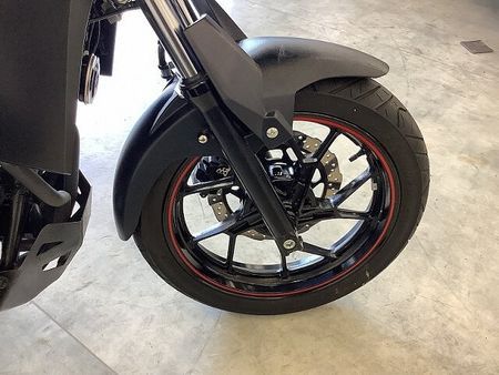 スズキ Vストローム250 V-ストローム250 一目で分かる独特の存在感溢れるデザイン!自由に遠出できるアドベンチャ 8