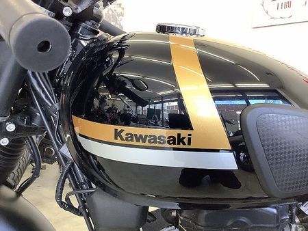 カワサキ W800 CAFE W800カフェ サイドバック装備 11