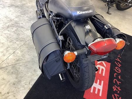 カワサキ W800 CAFE W800カフェ サイドバック装備 23