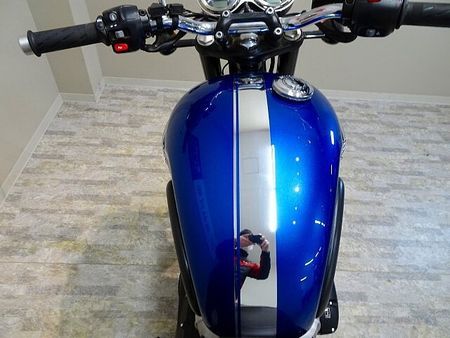 トライアンフ BONNEVILLE T100 【マル得】Bonneville T100 ノーマル車両/USB2ポート付き!! 15