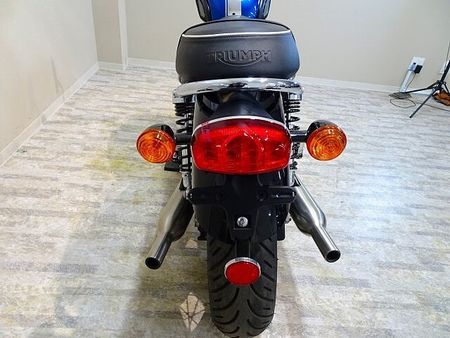 トライアンフ BONNEVILLE T100 【マル得】Bonneville T100 ノーマル車両/USB2ポート付き!! 18