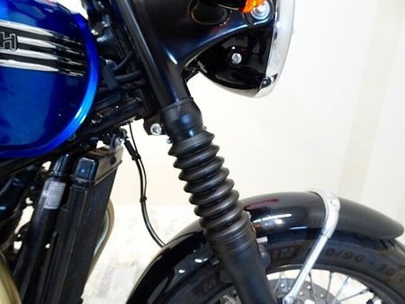 トライアンフ BONNEVILLE T100 【マル得】Bonneville T100 ノーマル車両/USB2ポート付き!! 23