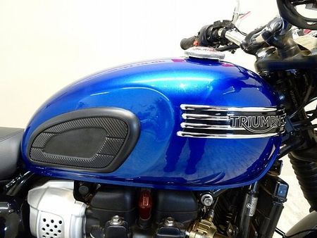 トライアンフ BONNEVILLE T100 【マル得】Bonneville T100 ノーマル車両/USB2ポート付き!! 28