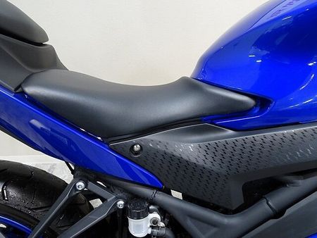 ヤマハ YZF-R25 YZF-R25 2019年モデル/セットバックプレート/マルチバー 34