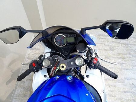 スズキ GSX-R1000 GSX-R1000 AKRAPOVICカーボンスリップオンマフラー装備 12