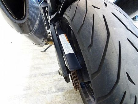 スズキ GSX-R1000 GSX-R1000 AKRAPOVICカーボンスリップオンマフラー装備 32