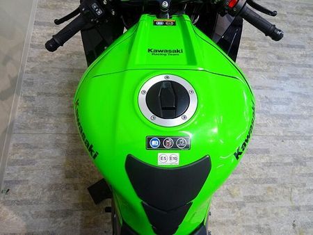 カワサキ ZX-10R Ninja ZX-10R KRT Edition ヨシムラR-11Sqサイクロン スリップ 13