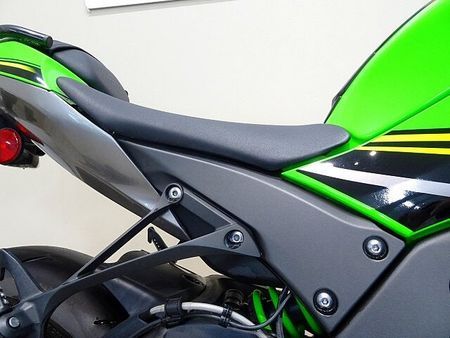 カワサキ ZX-10R Ninja ZX-10R KRT Edition ヨシムラR-11Sqサイクロン スリップ 25