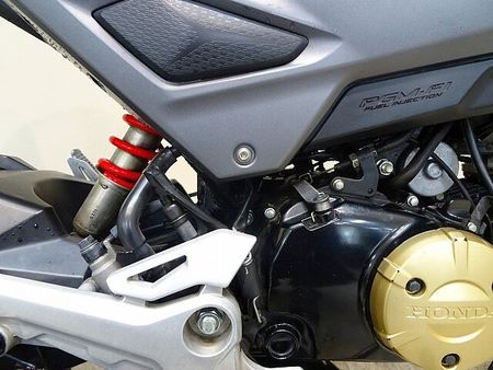 ホンダ グロム GROM 2018年モデル/GIVIボックス/ナポレオンミラー/バーエンド 23