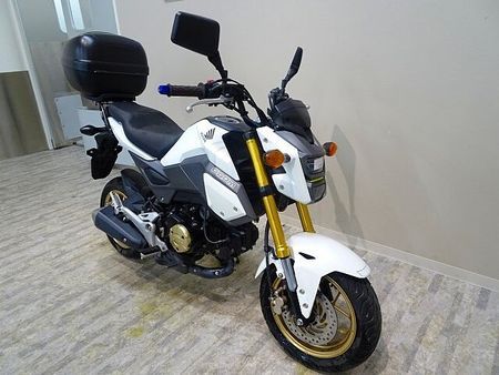 ホンダ グロム GROM 2018年モデル/GIVIボックス/ナポレオンミラー/バーエンド 4