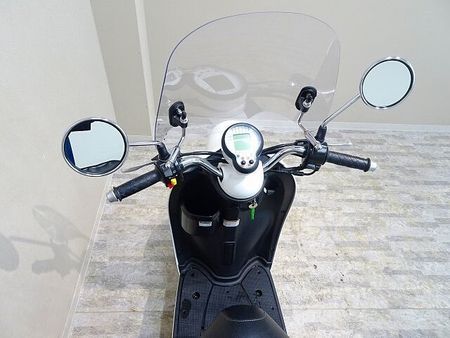 ヤマハ E ビーノ (電動バイク) E-Vino 2015年モデル電動車/リアバスケット/ウインドシールド 12