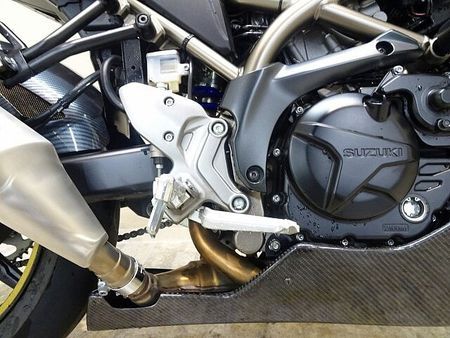スズキ SV650 SV650 ABS 2022年モデル GIVIスクリーン/アンダーカウル/グリップヒーター 24