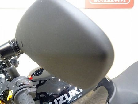 スズキ SV650 SV650 ABS 2022年モデル GIVIスクリーン/アンダーカウル/グリップヒーター 34
